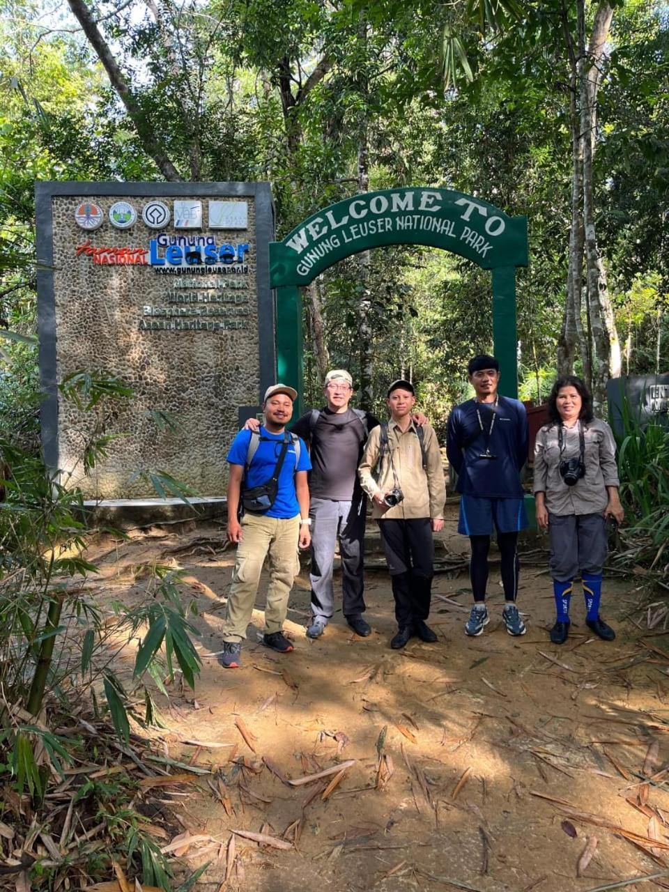 Pongo Guest House & Jungle Trekking Bukit Lawang Ngoại thất bức ảnh